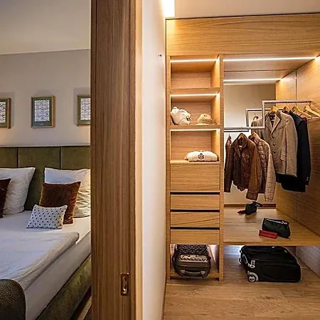 Onebavariahomes Hotel apartamentowy 4*